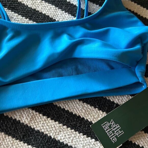 Wild fable Size XS aqua blue Swim suit top - Picture 5 of 6